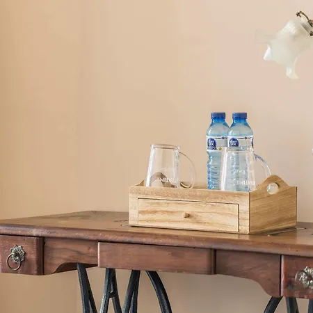 Hotel Noucentista 2*