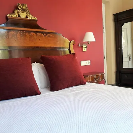 Noucentista Otel Sitges