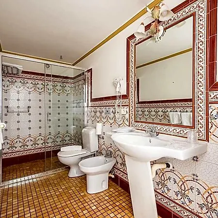 Hotel Noucentista 2*