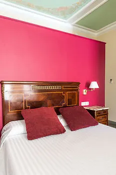 Noucentista Otel