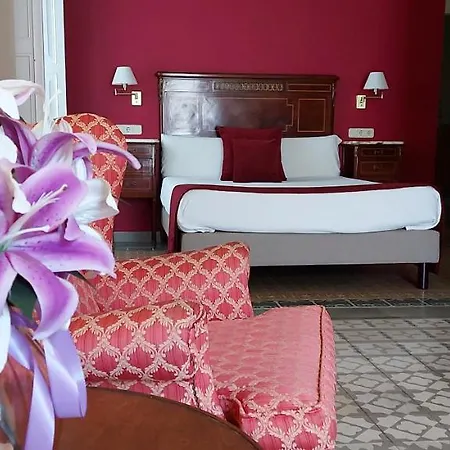 Noucentista 2* シッチェス