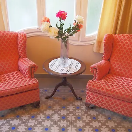 Noucentista ホテル シッチェス