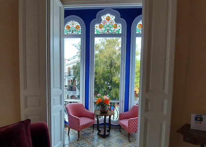 Ξενοδοχείο Noucentista Σίτζες