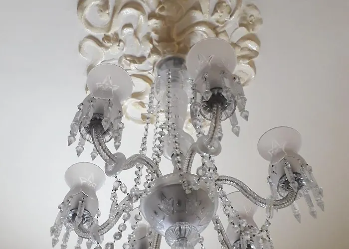 Noucentista 2* Σίτζες