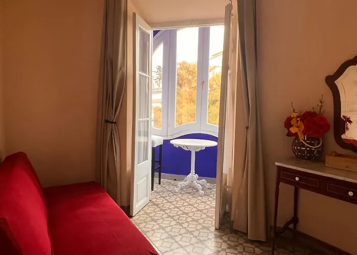 Noucentista Ξενοδοχείο Σίτζες