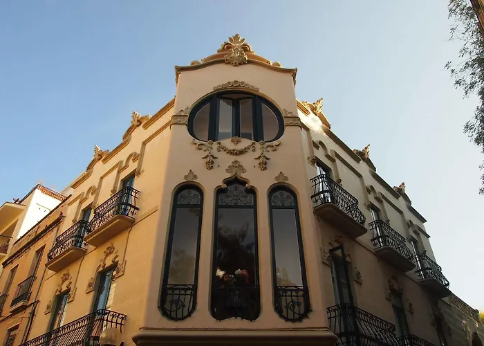 Noucentista 2* Σίτζες