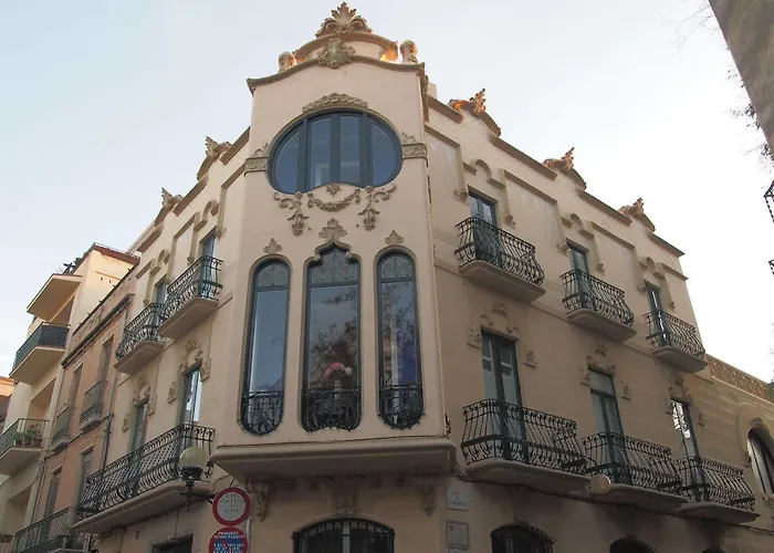 Ξενοδοχείο Noucentista Σίτζες