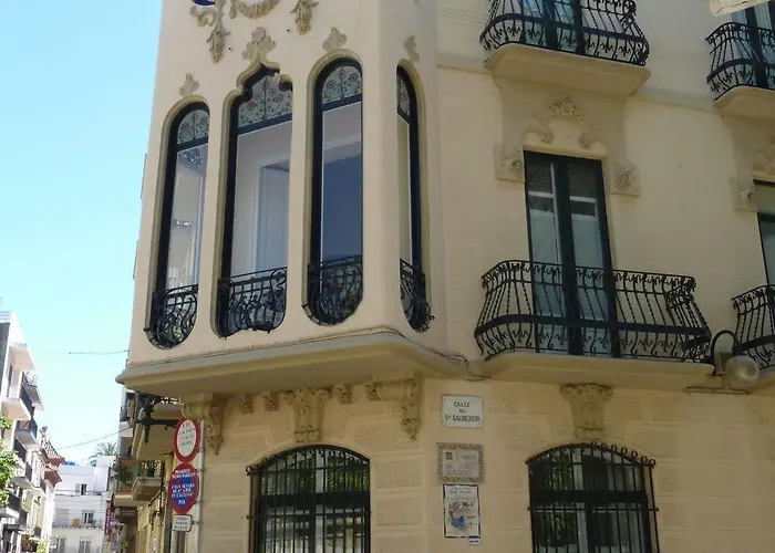 Ξενοδοχείο Noucentista Σίτζες